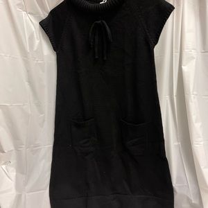 Black knit dress with bow